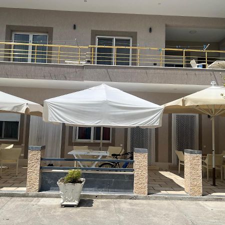 Villa Roel 1 Apartments Nr 88 Vlore Bagian luar foto