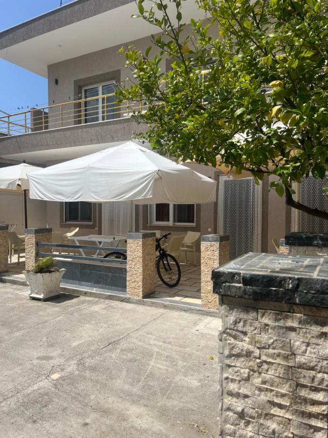 Villa Roel 1 Apartments Nr 88 Vlore Bagian luar foto