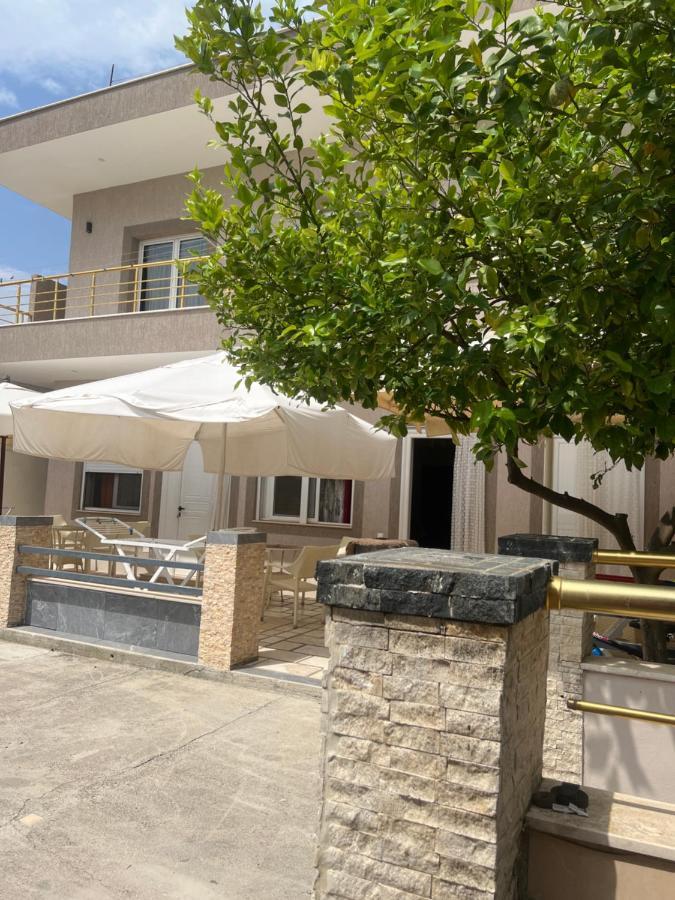 Villa Roel 1 Apartments Nr 88 Vlore Bagian luar foto