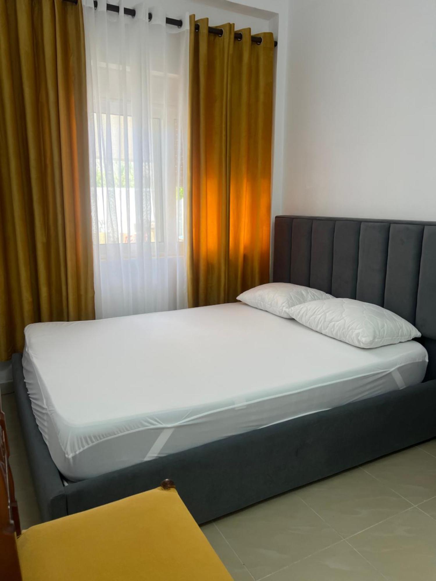 Villa Roel 1 Apartments Nr 88 Vlore Bagian luar foto