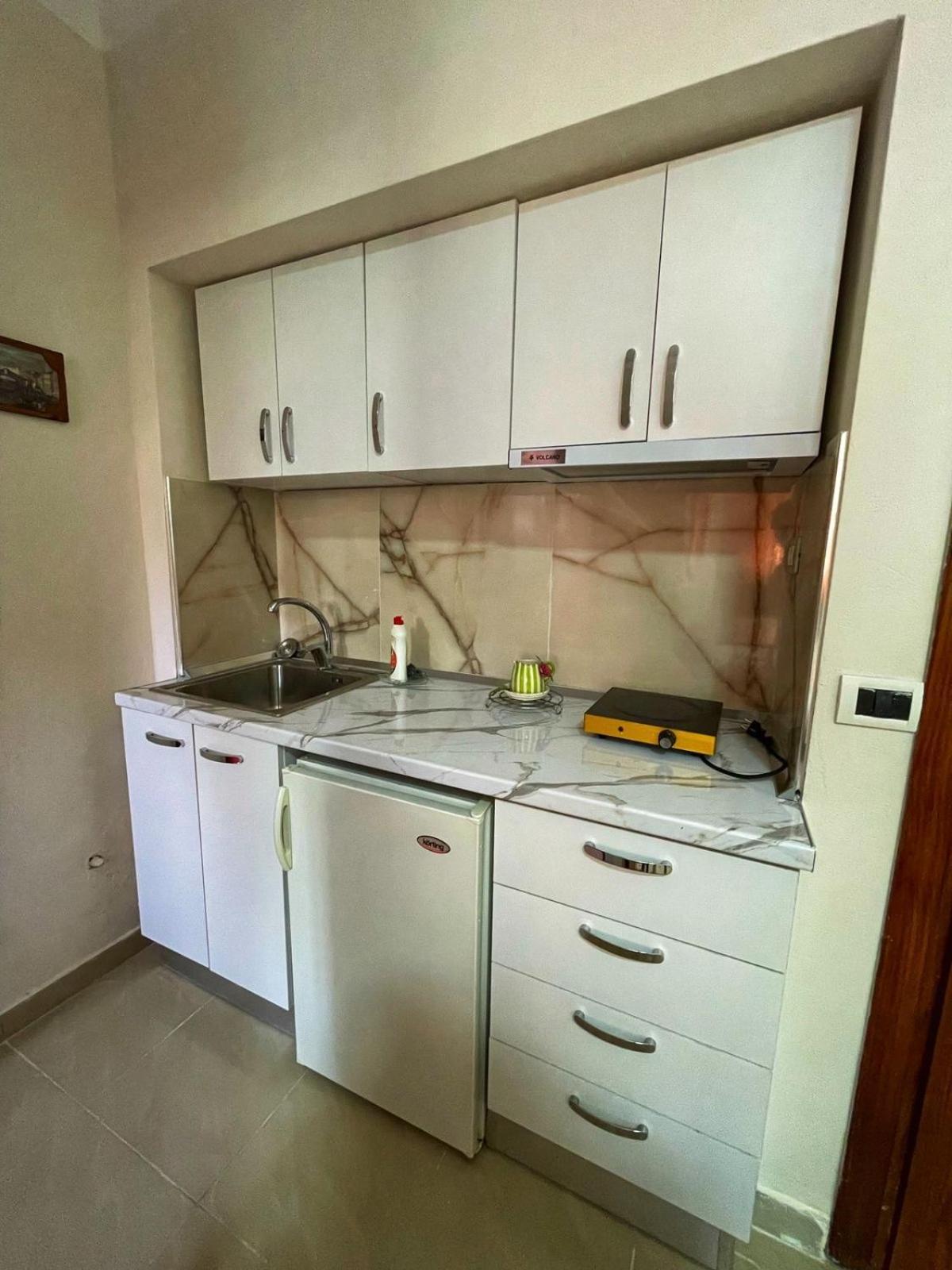 Villa Roel 1 Apartments Nr 88 Vlore Bagian luar foto